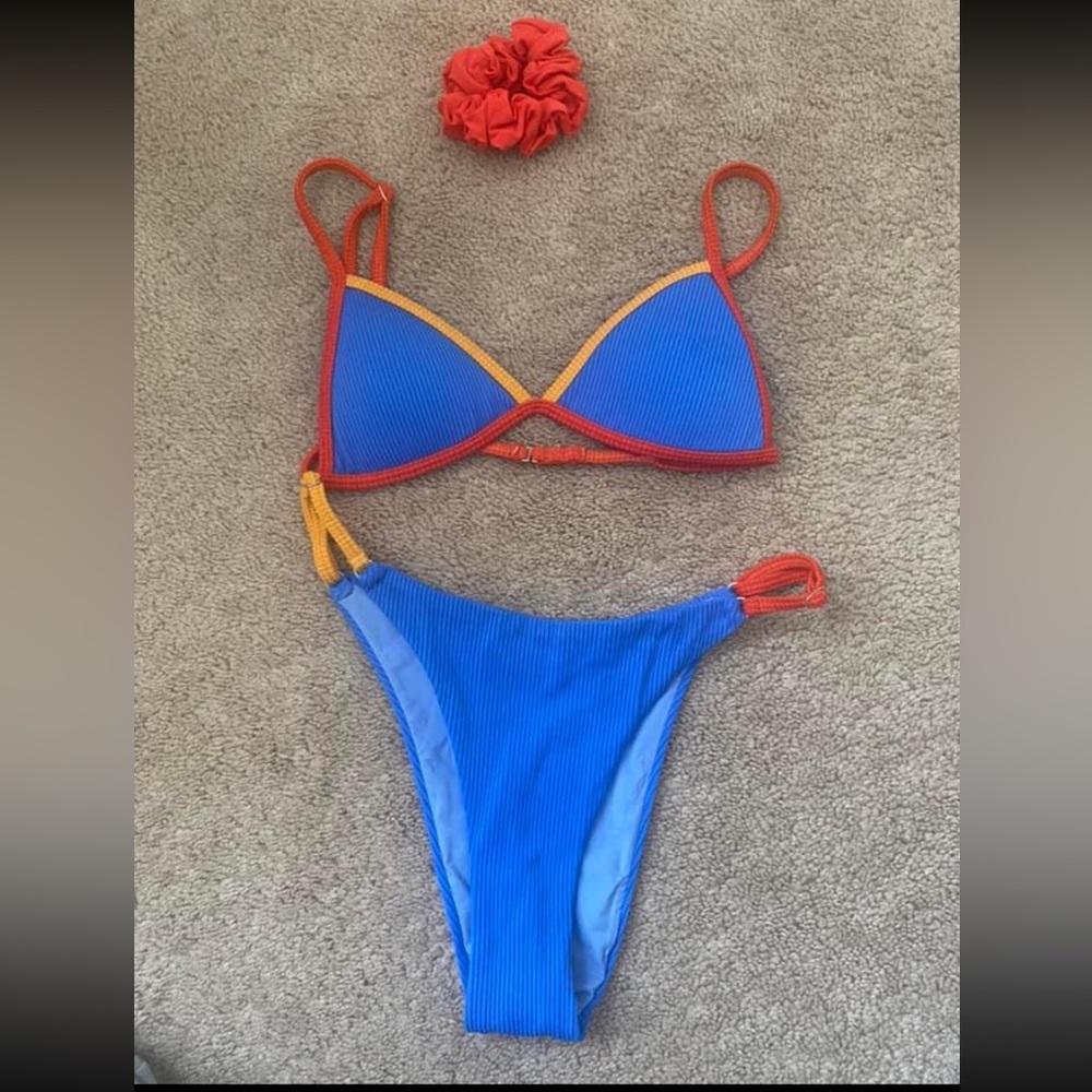 Oneone Swimwear